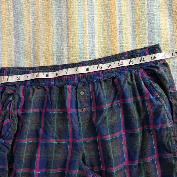 ⭐ Victoria's Secret plaid flannel pajama PJ pants size medium - Picture 3 of 10